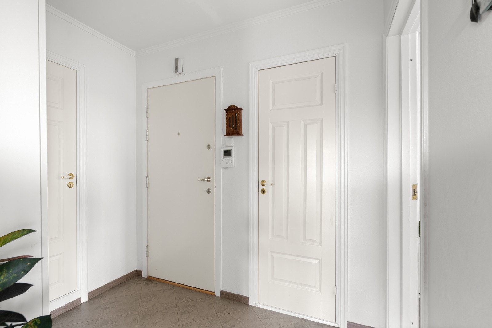 Velkommen inn til et nydelig hjem, alt ligger til rette for trivsel og hyggelige stunder i godt selskap. Velkommen til visning! Galleribilde