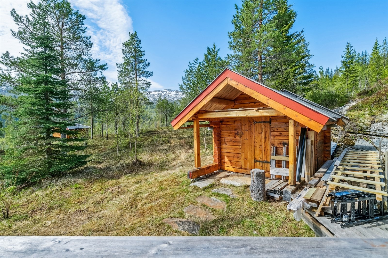 Utebod. Galleribilde