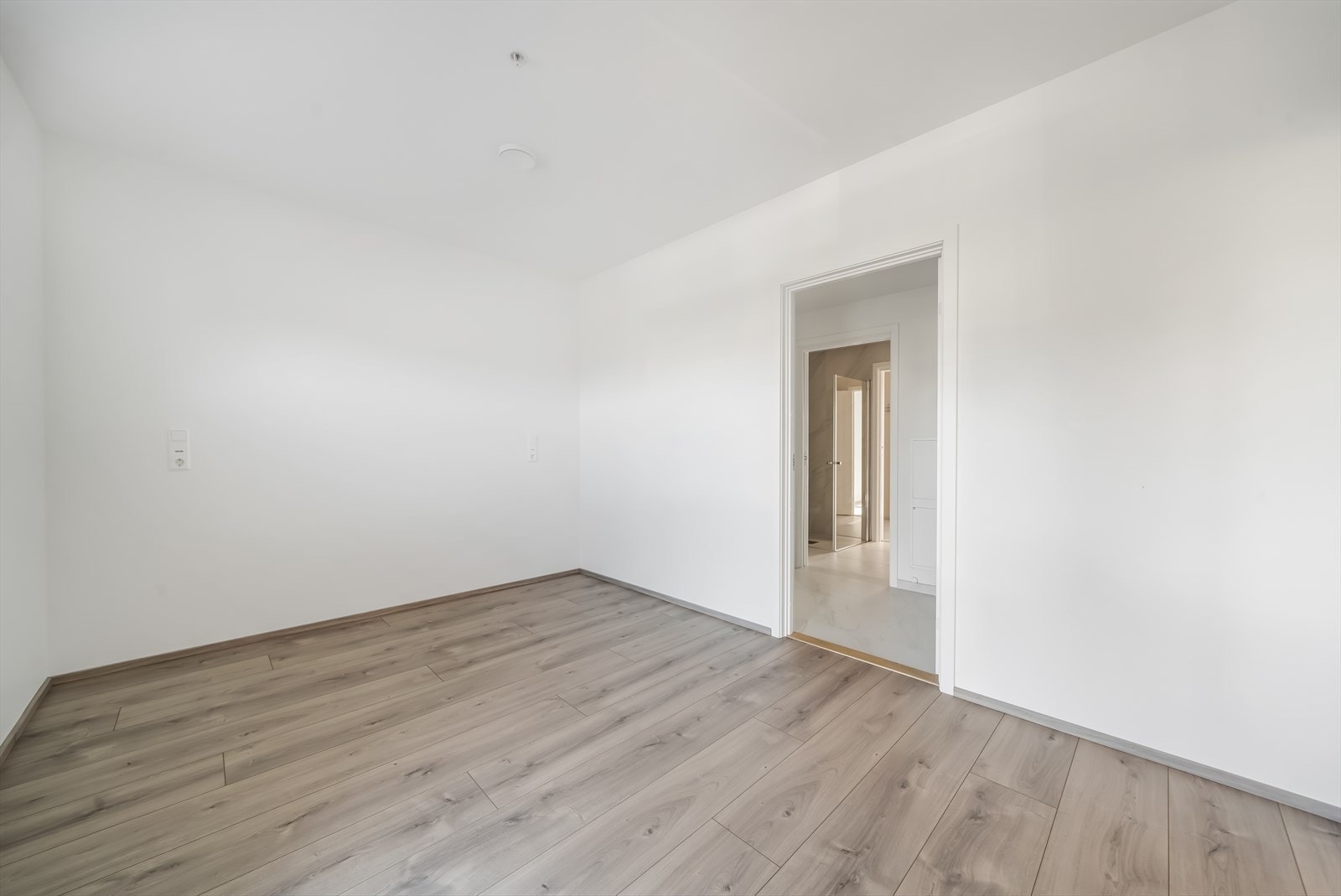 Hovedsoverommet har direkte adkomst til vaskerom/bad. Galleribilde