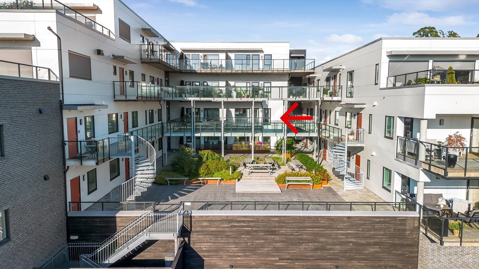 Eiendomsmegler MNEF Anita Cecilie Gabrielsen ønsker velkommen til Strand Eiendom - Kirkegaten 20 - leilighet 302. Galleribilde