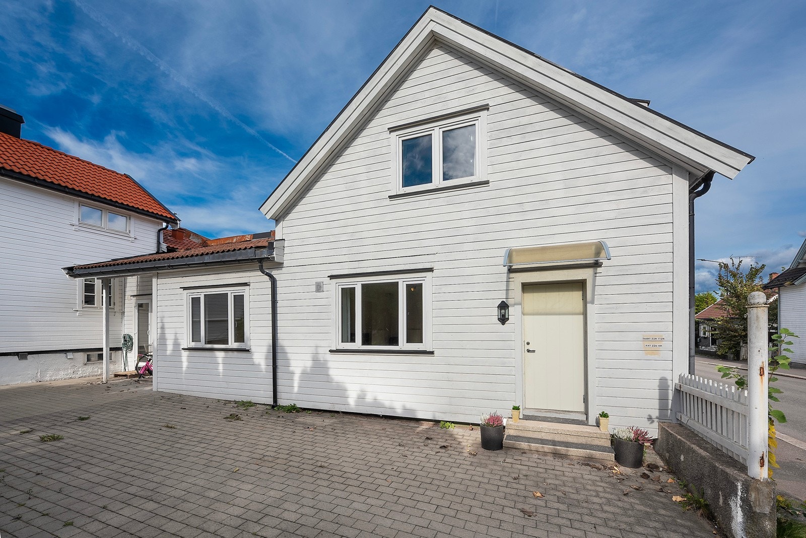 Sjarmerende enebolig med sentral beliggenhet i Horten. Perfekt for både førstegangskjøpere eller som utleieobjekt Galleribilde