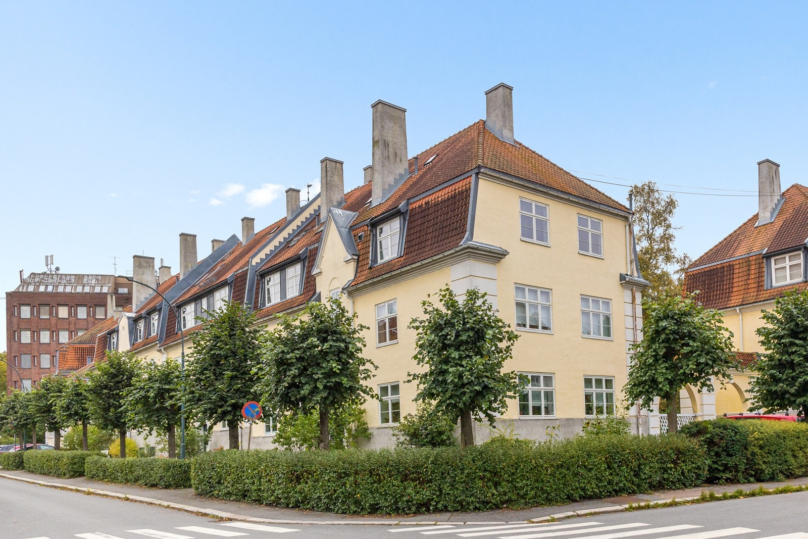 Privatmegleren Aksept v/Guri Leinæs har gleden av å ønske velkommen til Linderngata 4! Galleribilde