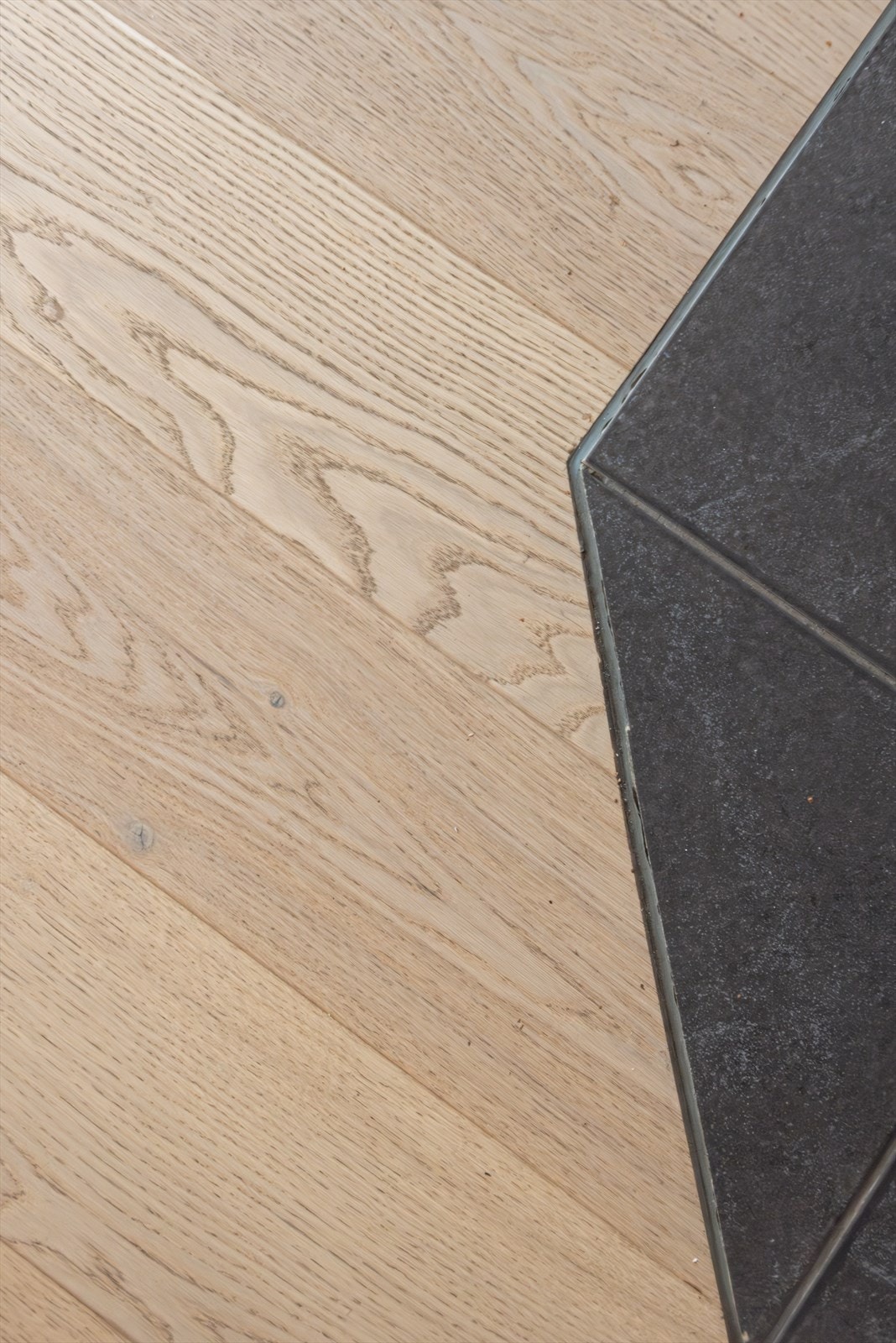 Avrettet, enstavs parkettgulv. Galleribilde