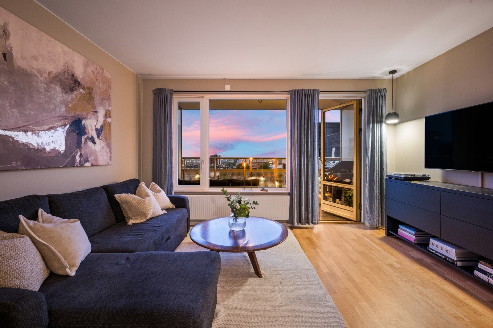 Kveldsstemning. Galleribilde