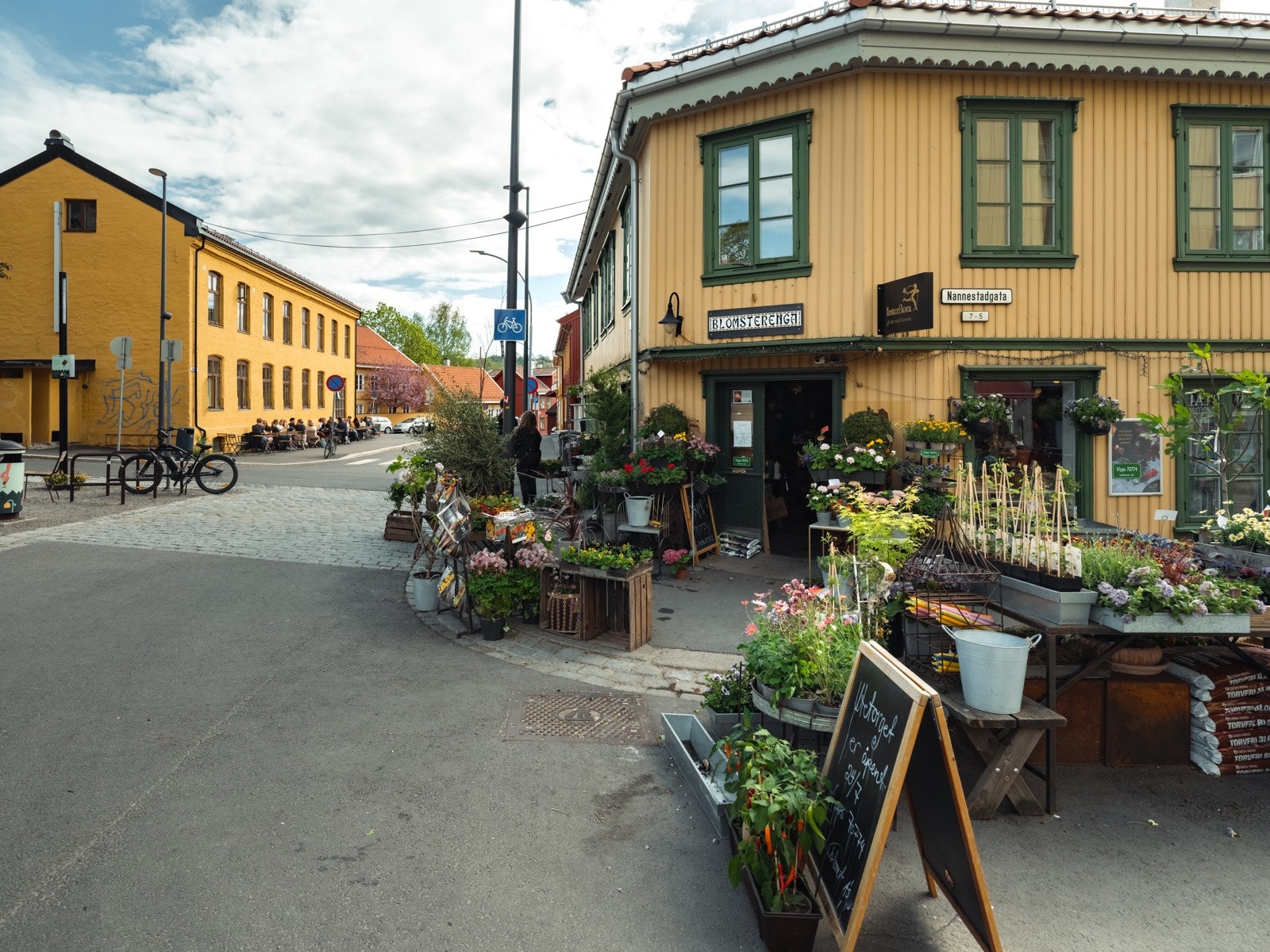 Denne nydelige blomsterbutikken finner du på Kampen. Altså, for en sjarm! Galleribilde