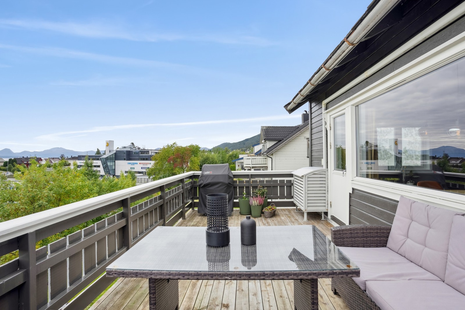 Her kan du nyte gode solforhold på sommerhalvåret. Galleribilde