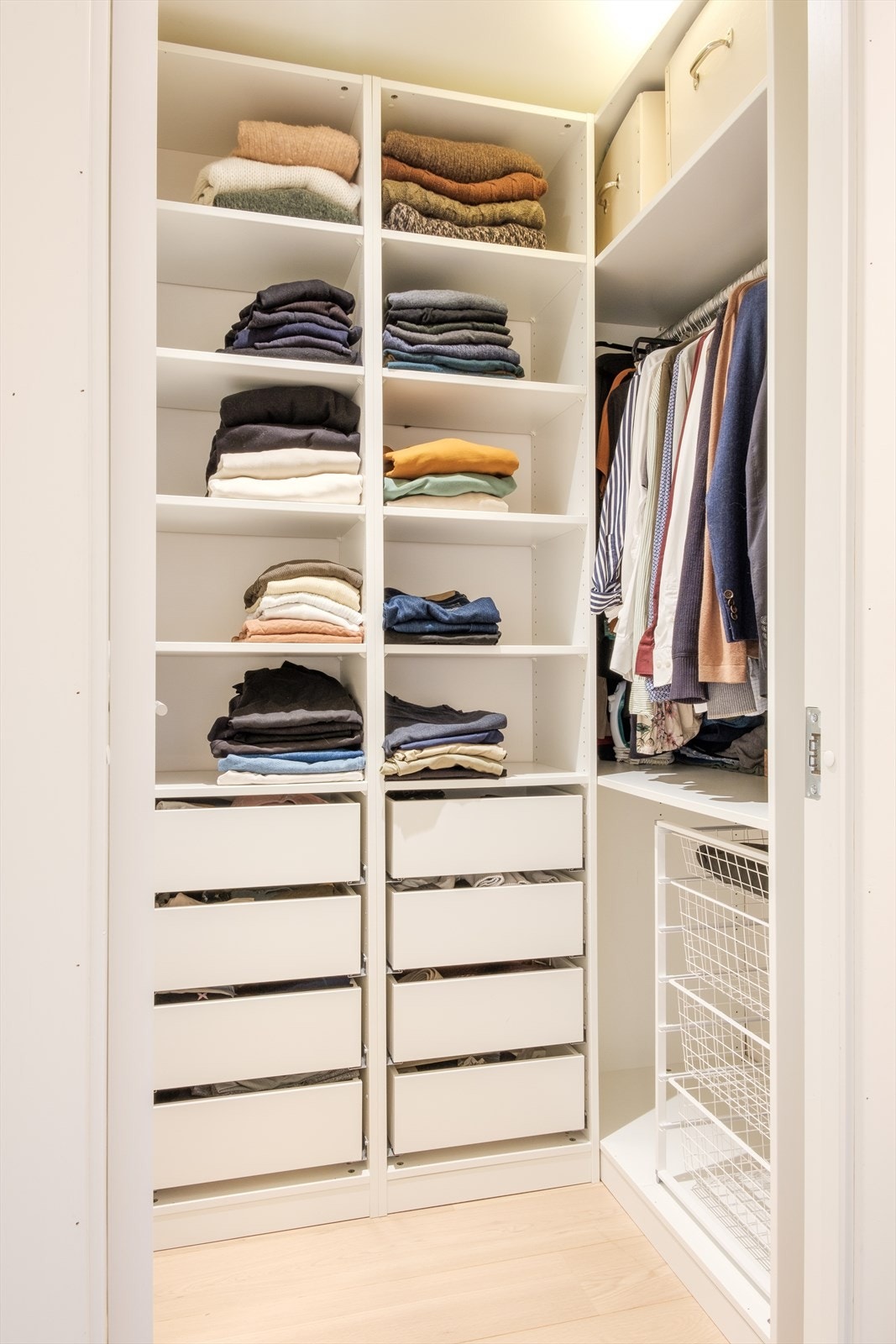 Garderobe Galleribilde