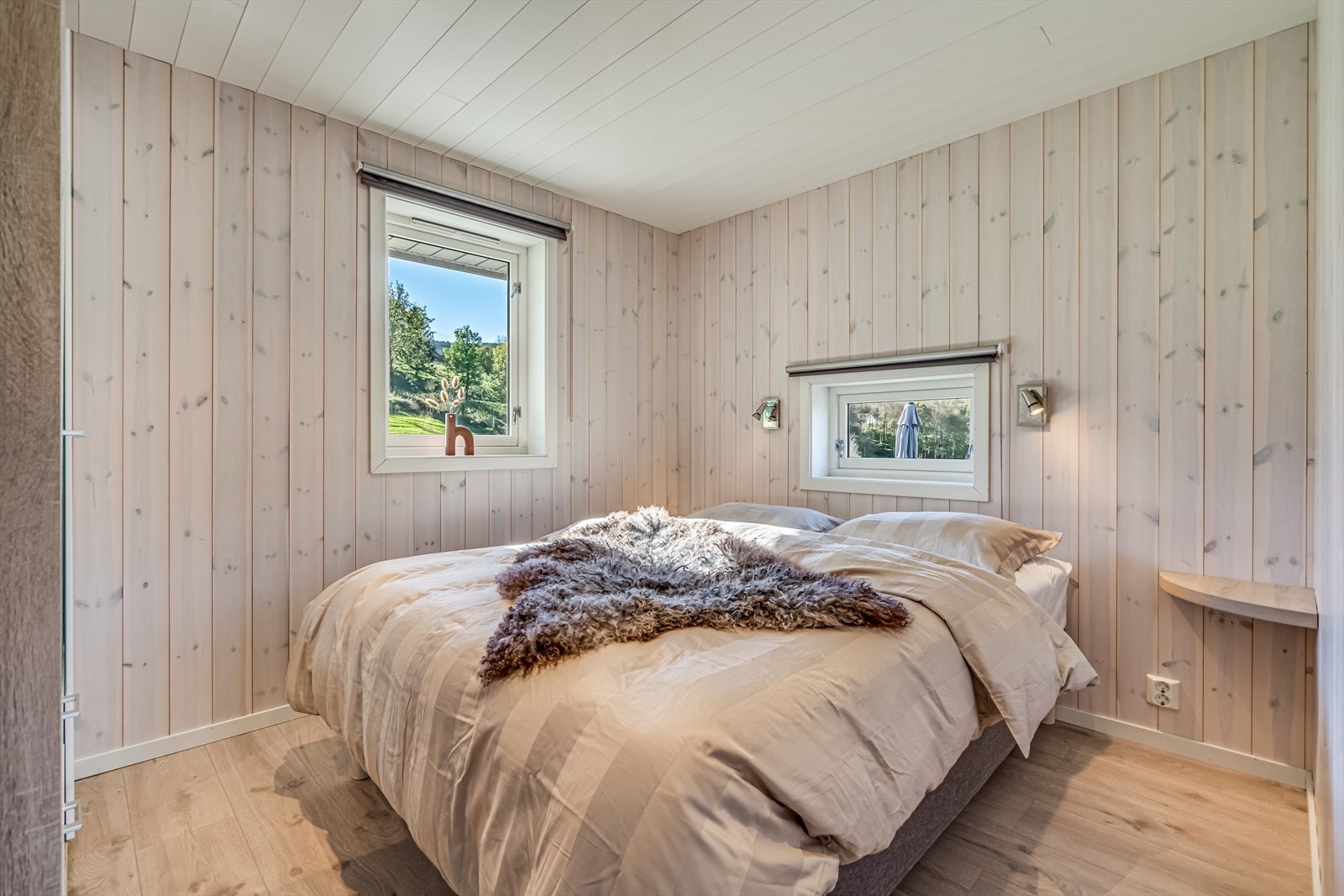 Soverom i hovedetg. Galleribilde