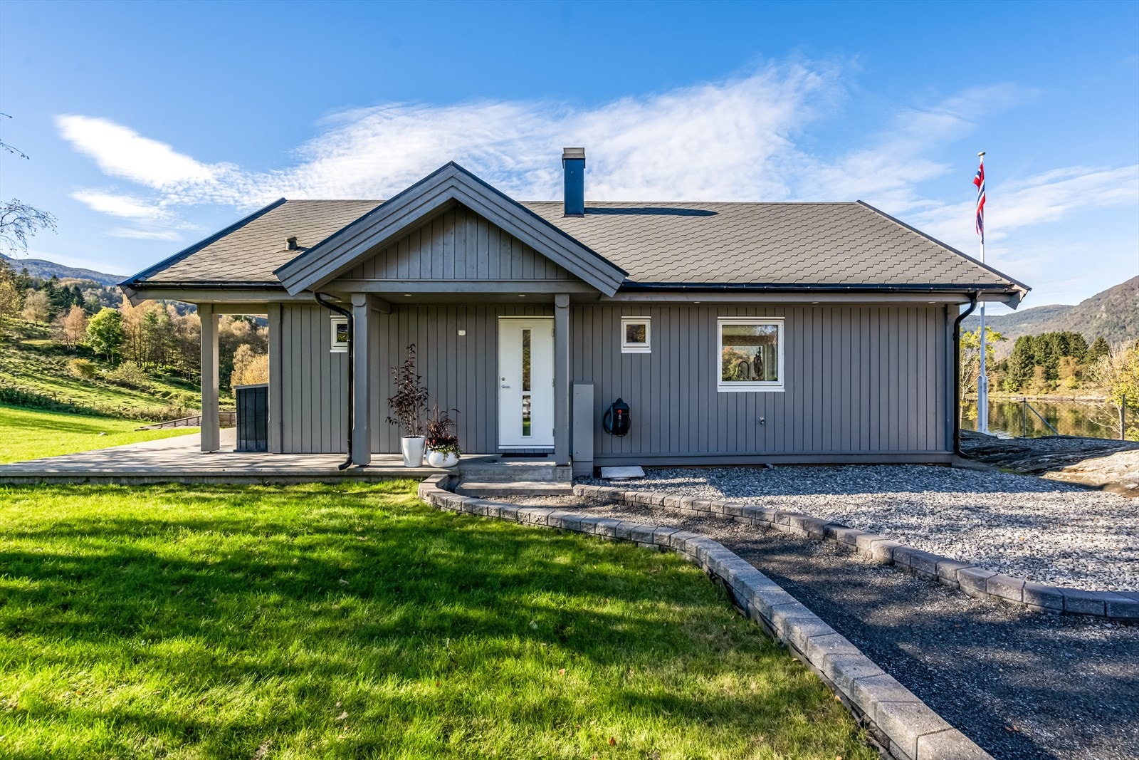 Inngangsparti Galleribilde