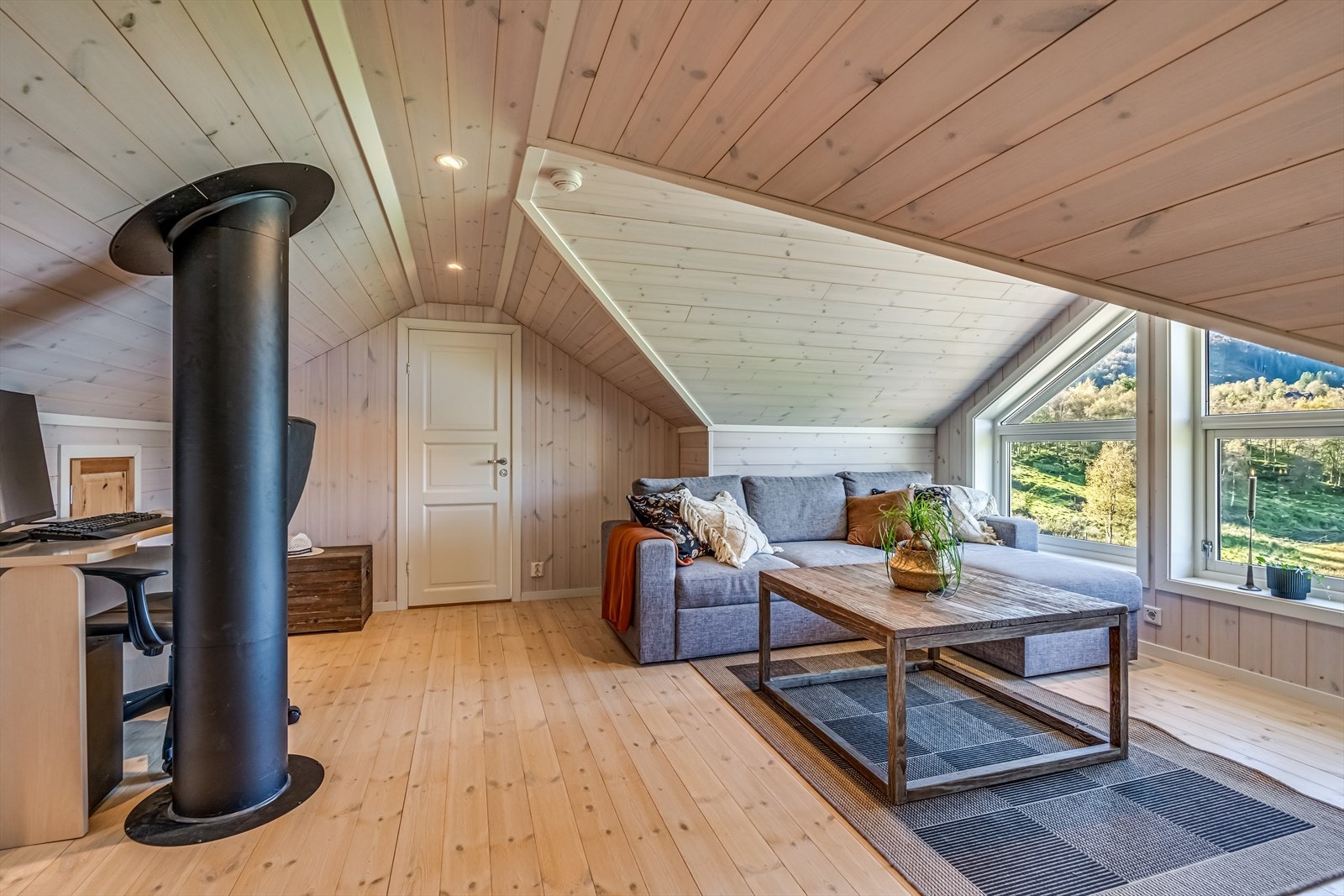 Loftstue Galleribilde