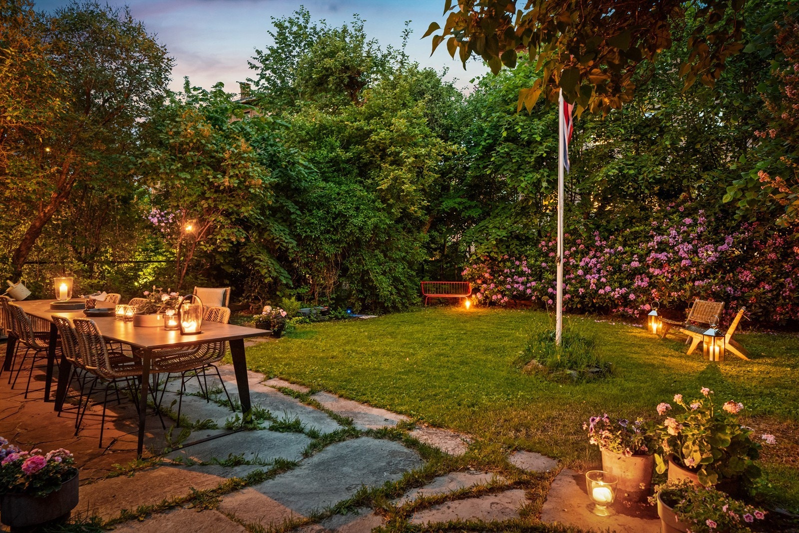 Her kan sene sommerkvelder nytes. Galleribilde