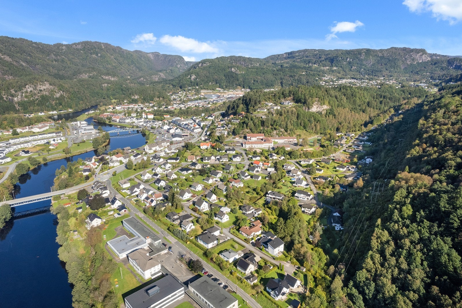 Kort avstand til skoler og barnehager. Galleribilde