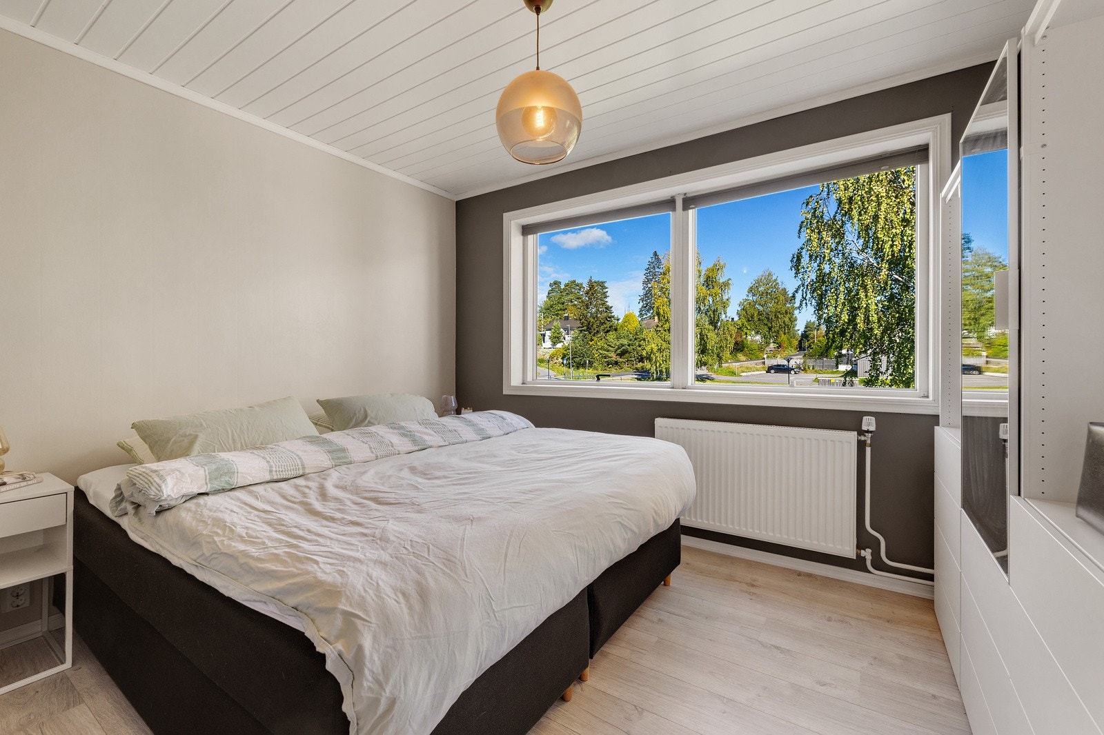 Stort og lekkert hovedsoverom. Galleribilde