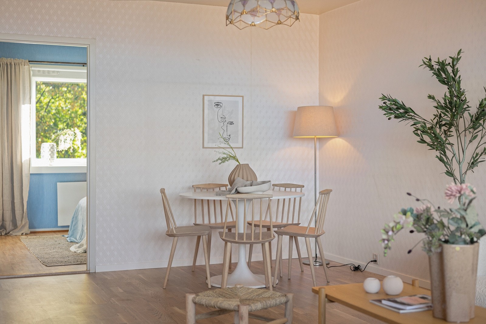 Adkomst til hovedsoverommet fra stuen. Galleribilde