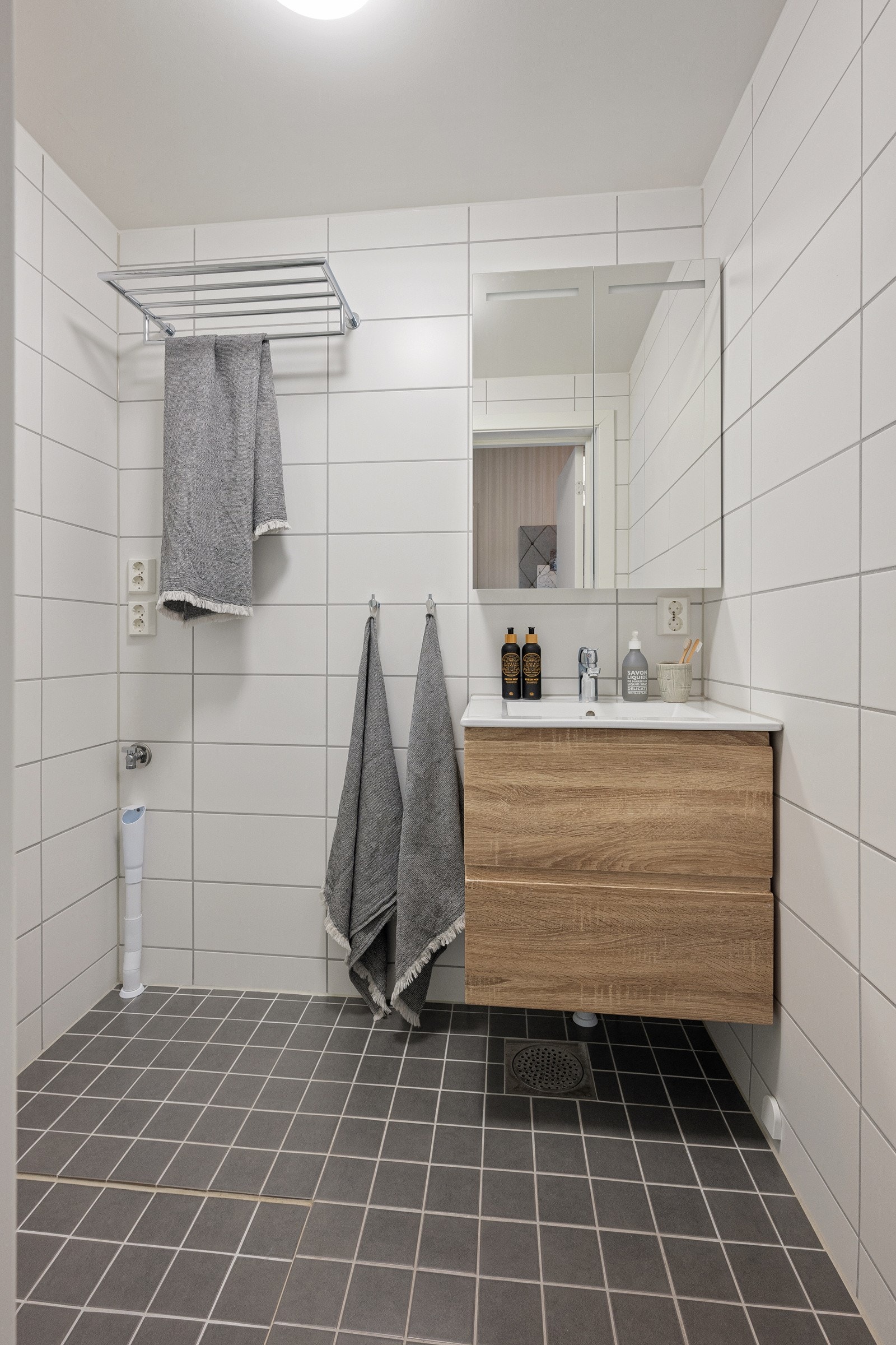 Delikat bad som ble pusset opp i regi av borettslaget i 21/22. Galleribilde