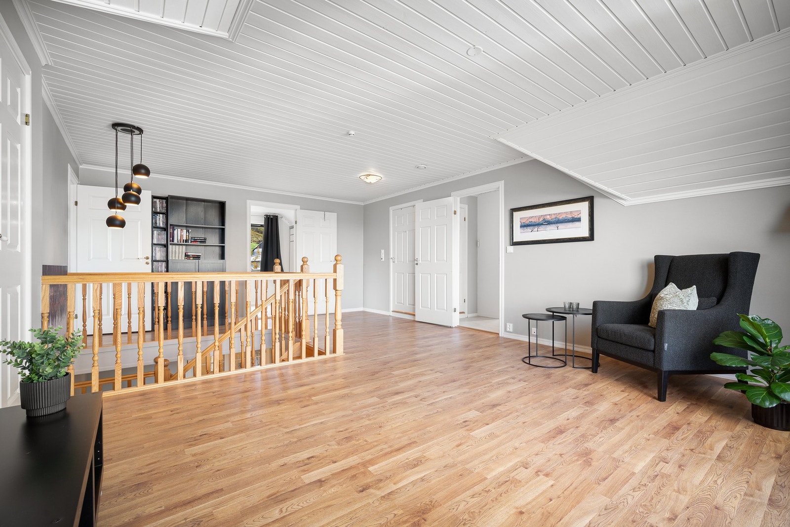 Gulv på loftstue i parkett Galleribilde