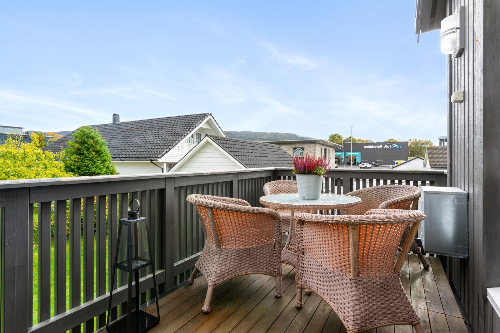 Fra stue har man utgang til veranda som er på ca 8,5 kvm Galleribilde