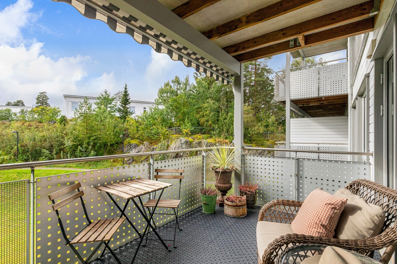 God plass til grill, sittegruppe m.m. Galleribilde