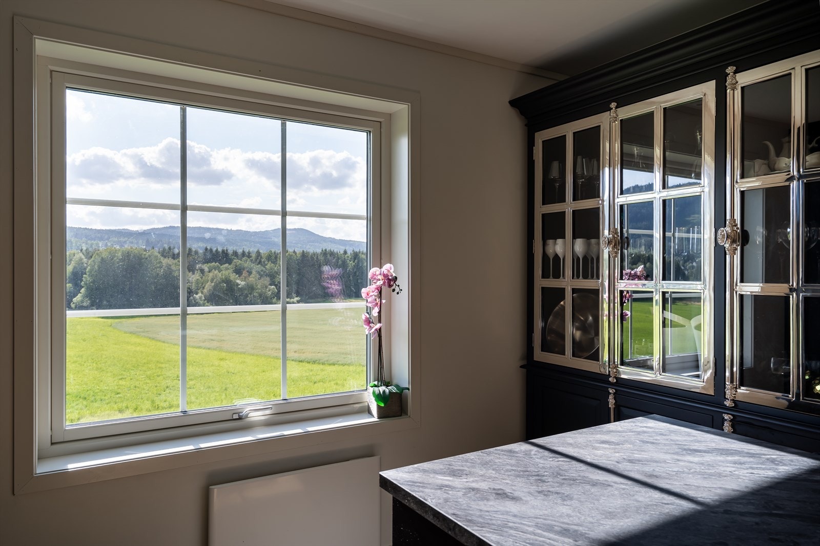 Utsikt fra kjøkkenvinduet. Galleribilde