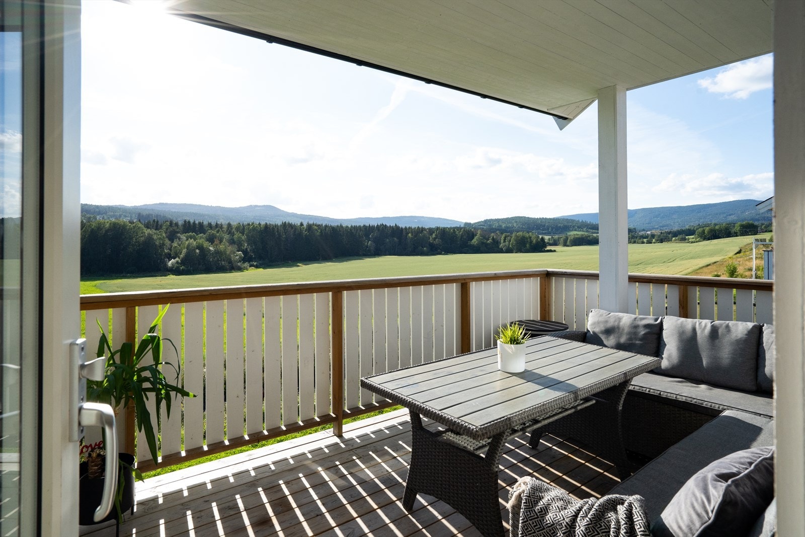 Nyere (2020) halvpart av tomannsbolig fra 2020. Galleribilde