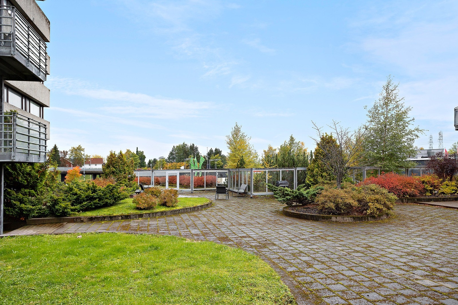 Det er også felles takterrasse for beboerne som har høy bruksverdi store deler av året. Galleribilde