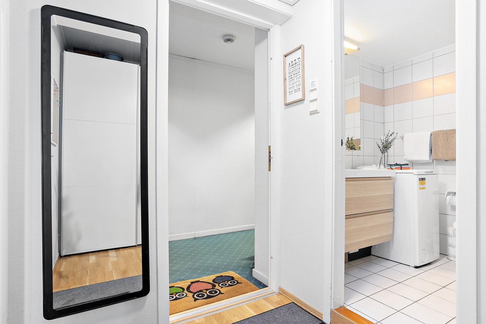 En arealeffektiv leilighet i Boxbo Borettslag på Moholt med supersentral plassering. Galleribilde