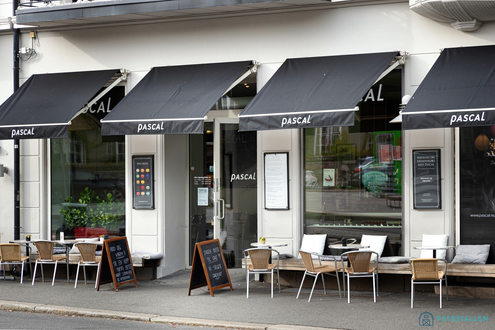 Flere delikatesseforretninger er å finne i nærområdet Galleribilde