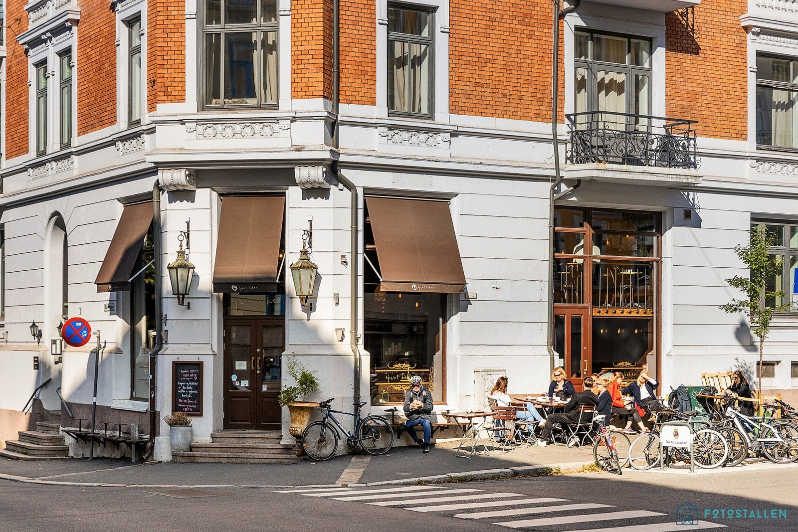 Åpent Bakeri er få meter fra boligen Galleribilde