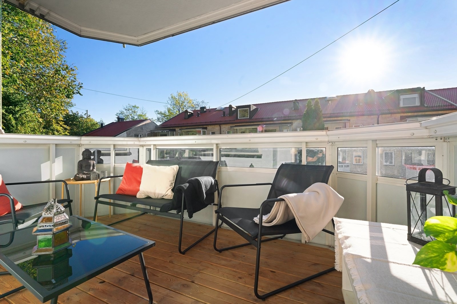 Her det god plass til ønsket utemøblement samt grill Galleribilde