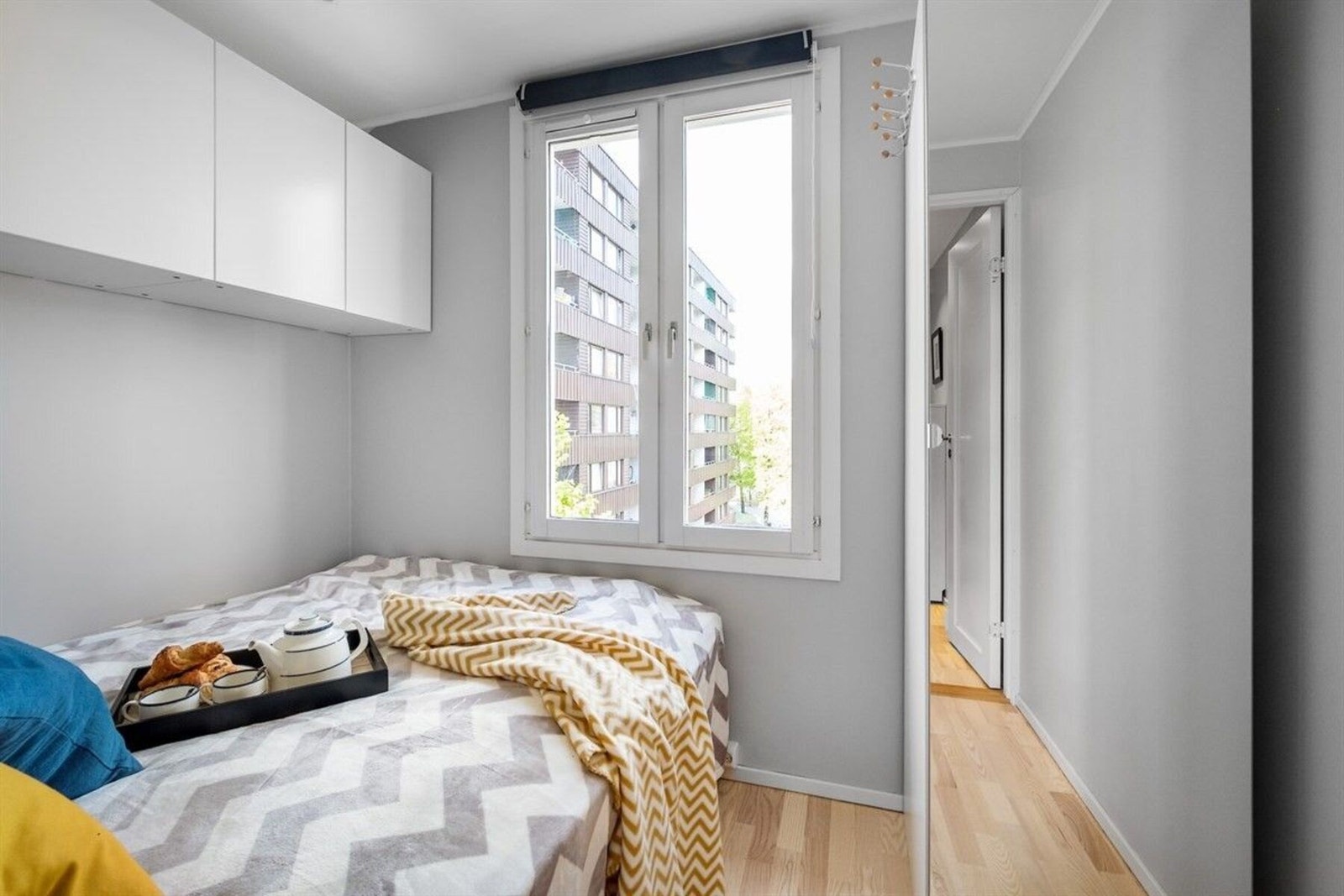 Innredet rom. Det gjøres oppmerksom på at rommet ikke oppfyller dagens tekniske krav til varig opphold grunnet størrelse. Galleribilde