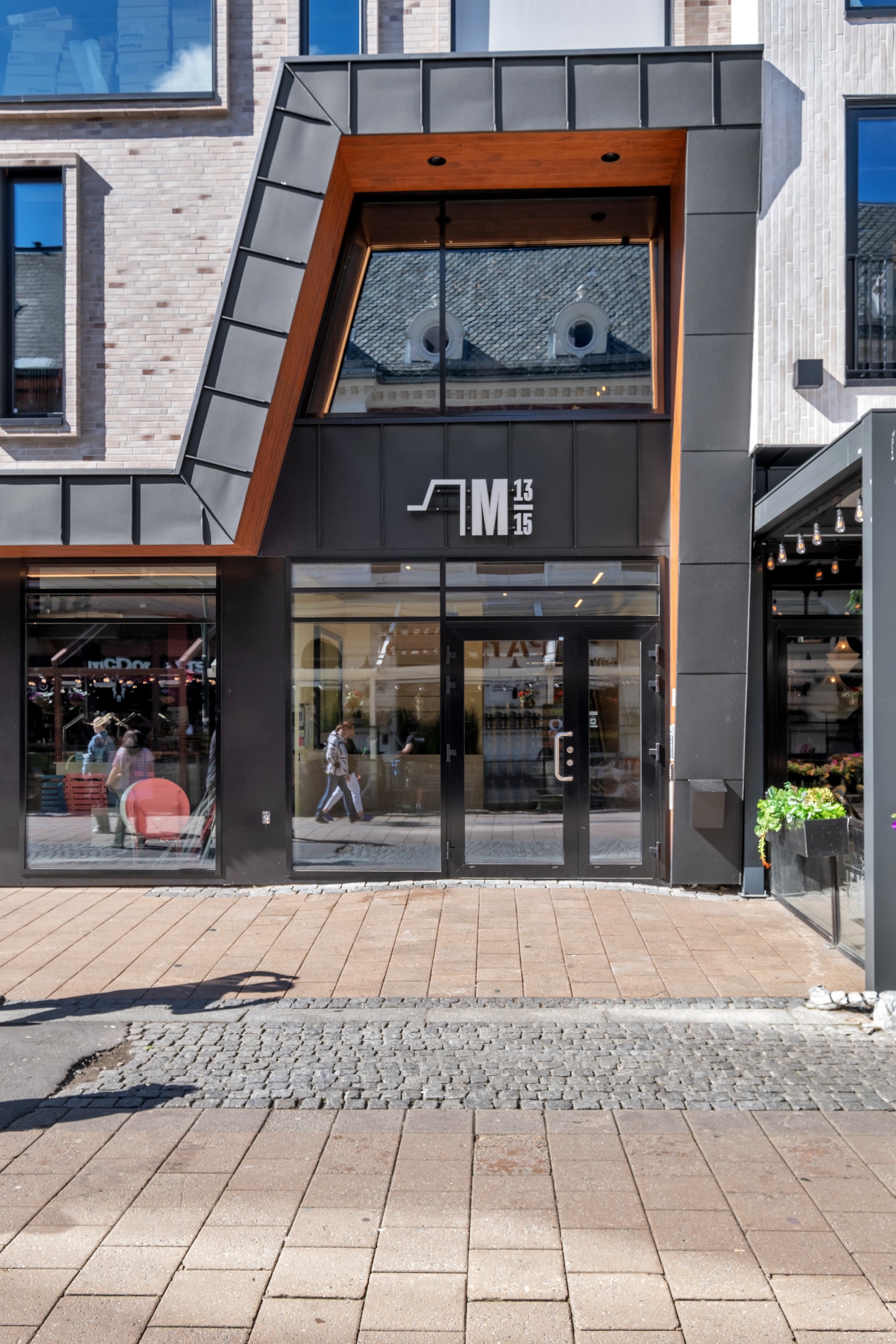 Stort og flott inngangsparti Galleribilde