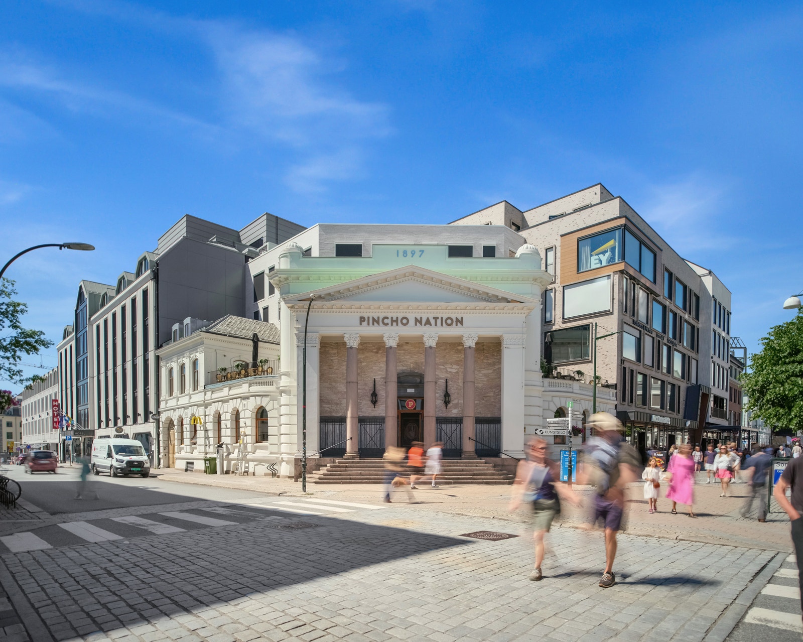 Eiendommen sett fra Dronningensgate Galleribilde