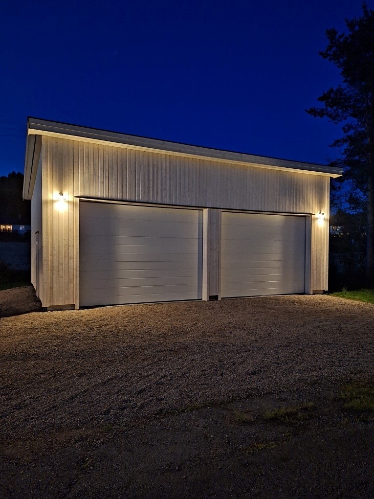 Selgers eget bilde. Galleribilde