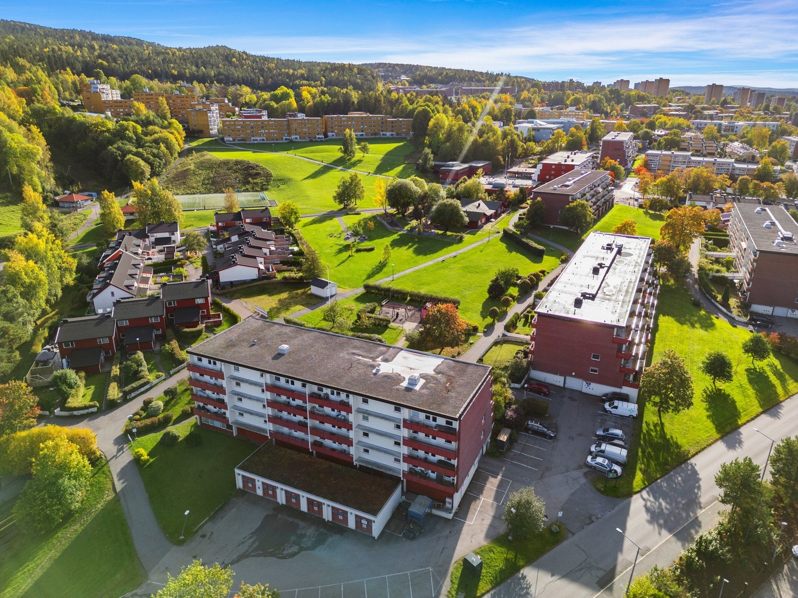 Boligen ligger i byggets 2 etasje. Galleribilde
