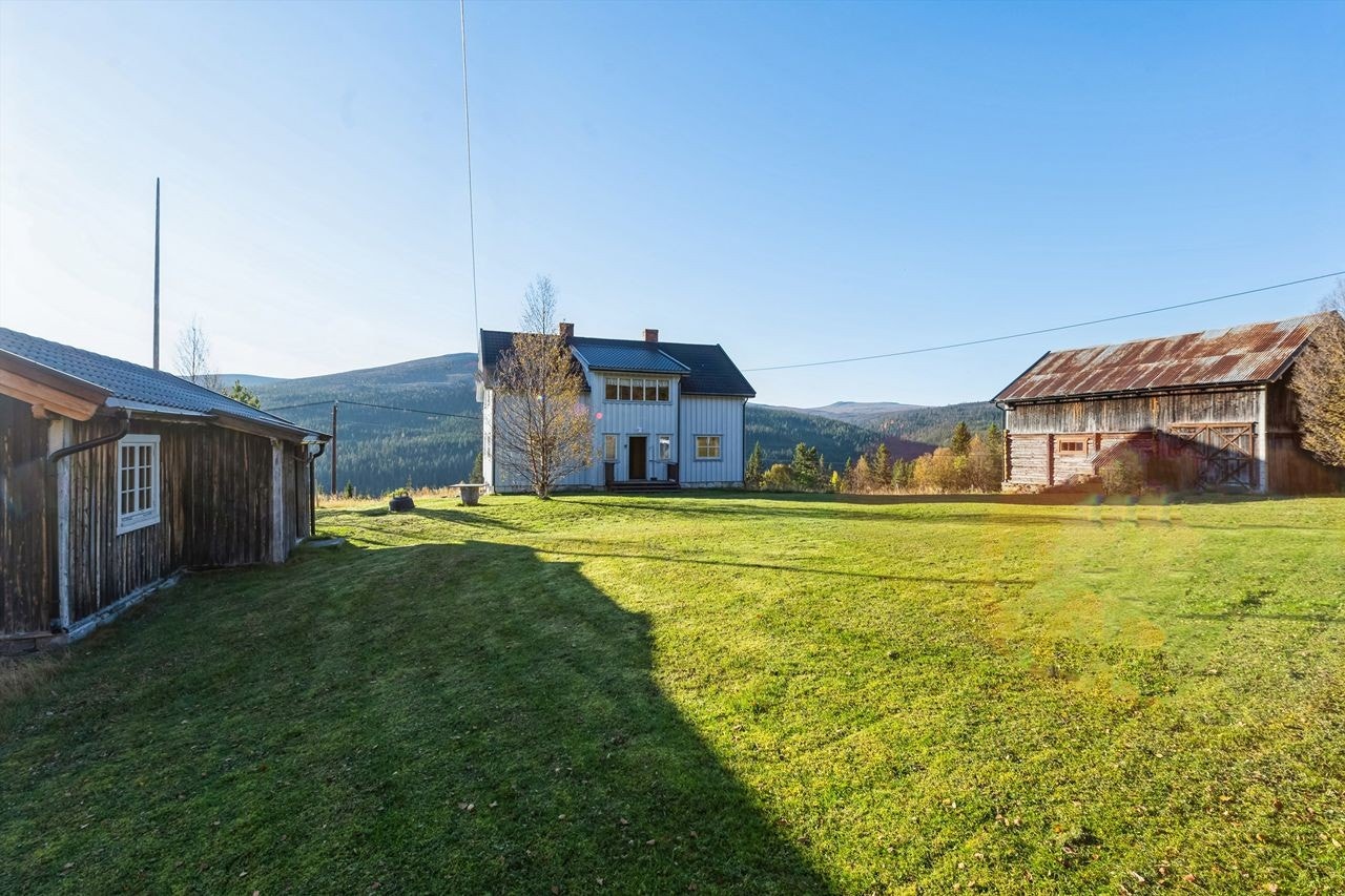 Velkommen til småbruket i Solliaveien 808 og 810 i Sollia! Galleribilde