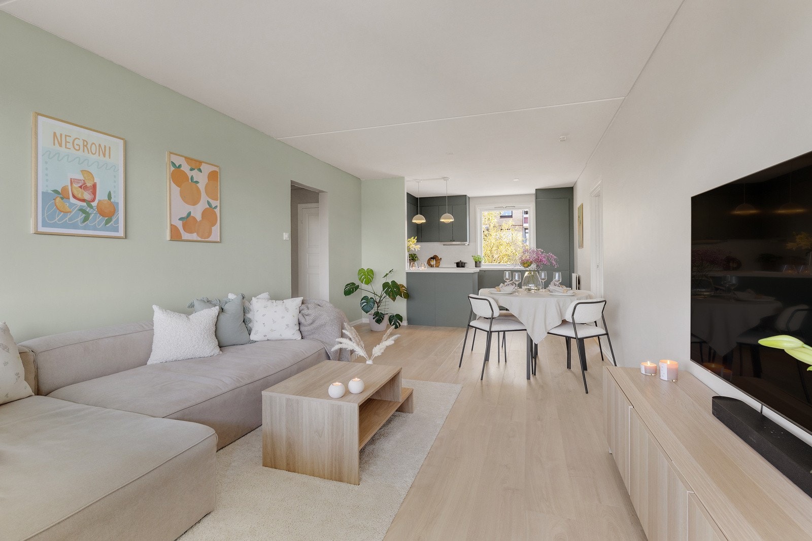 Varmtvann og fyring er inkludert i felleskostnadene. Galleribilde