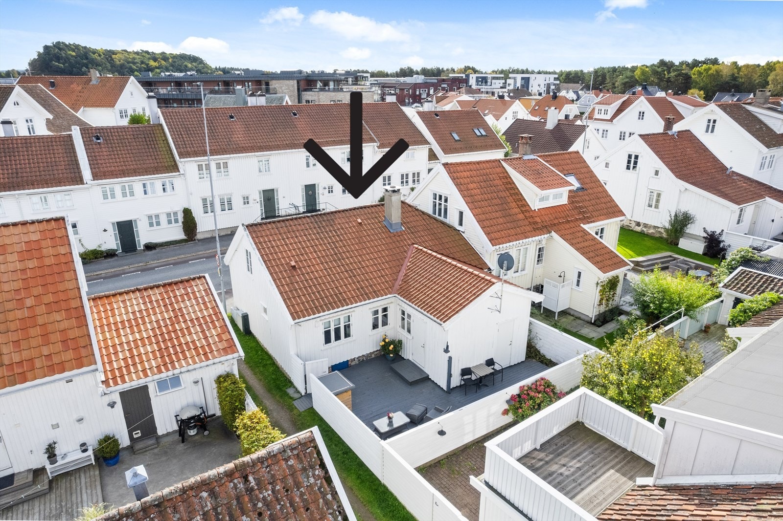 Velkommen til Nygata 6 - et koselig sørlandshus med en solrik bakgård Galleribilde