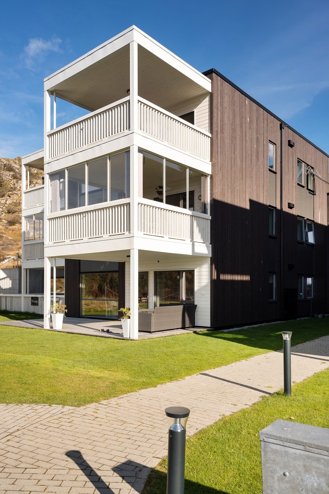 Leiligheten ligger i 2. etasje. Borettslaget har heis Galleribilde