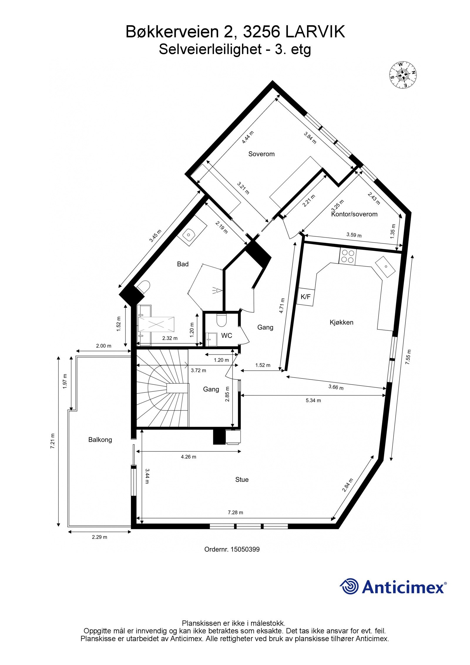 Leiligheten ble omgjort fra loft til bolig i 2000, og har en spennende planløsning. Galleribilde