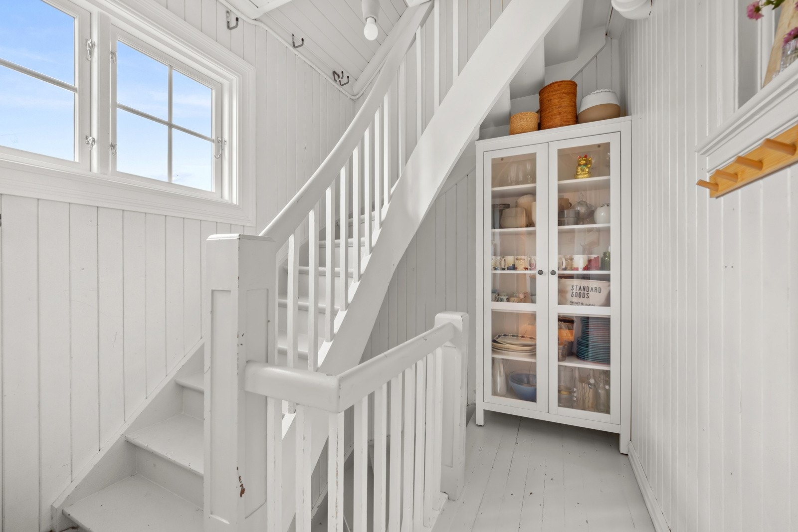 Gang fra kjøkkenet blir som en forlengelse av rommet Galleribilde