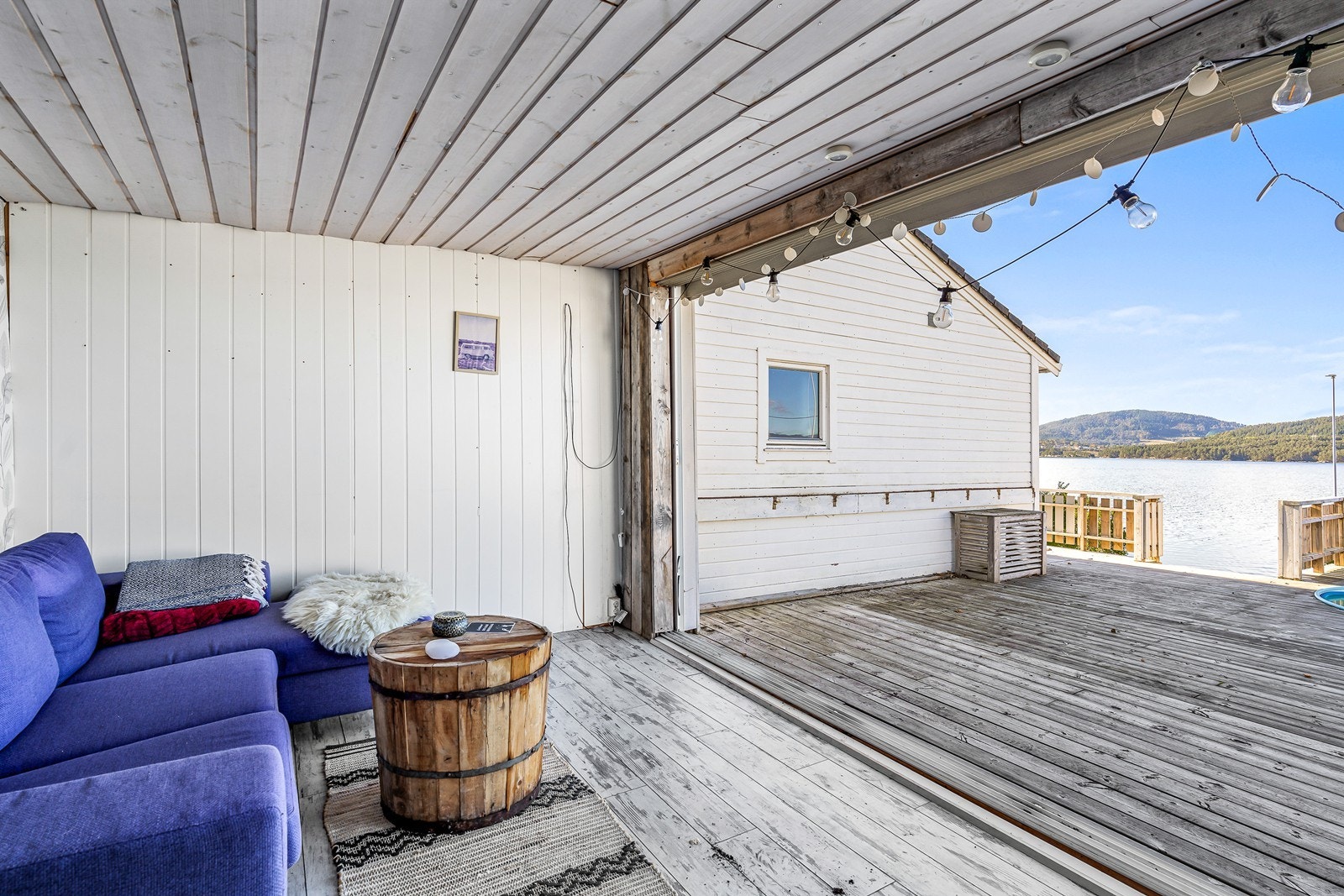 Hagestue som er perfekt til sene sommerkvelder Galleribilde