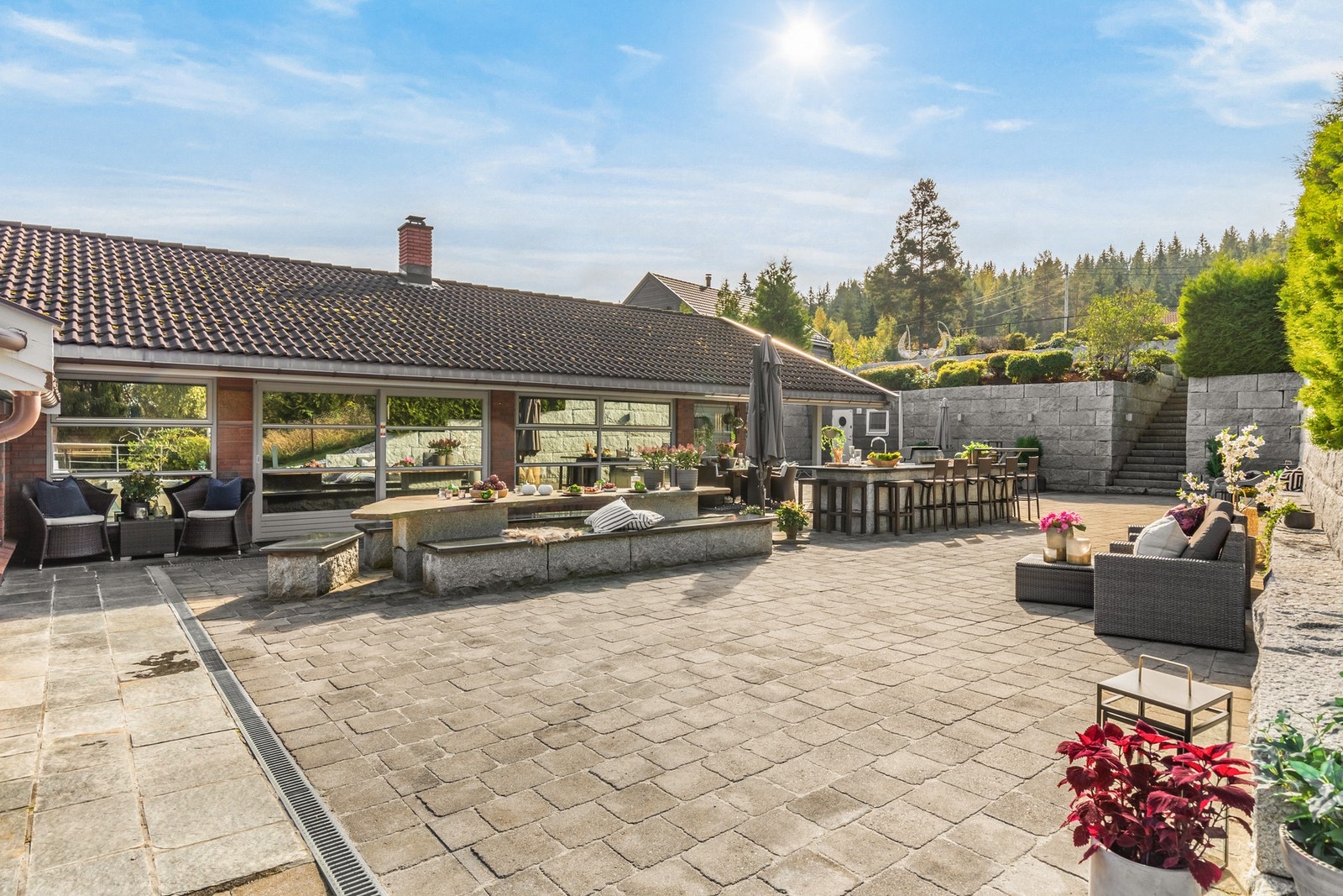 Tomten på 1620 kvadratmeter er et kapittel for seg selv Galleribilde