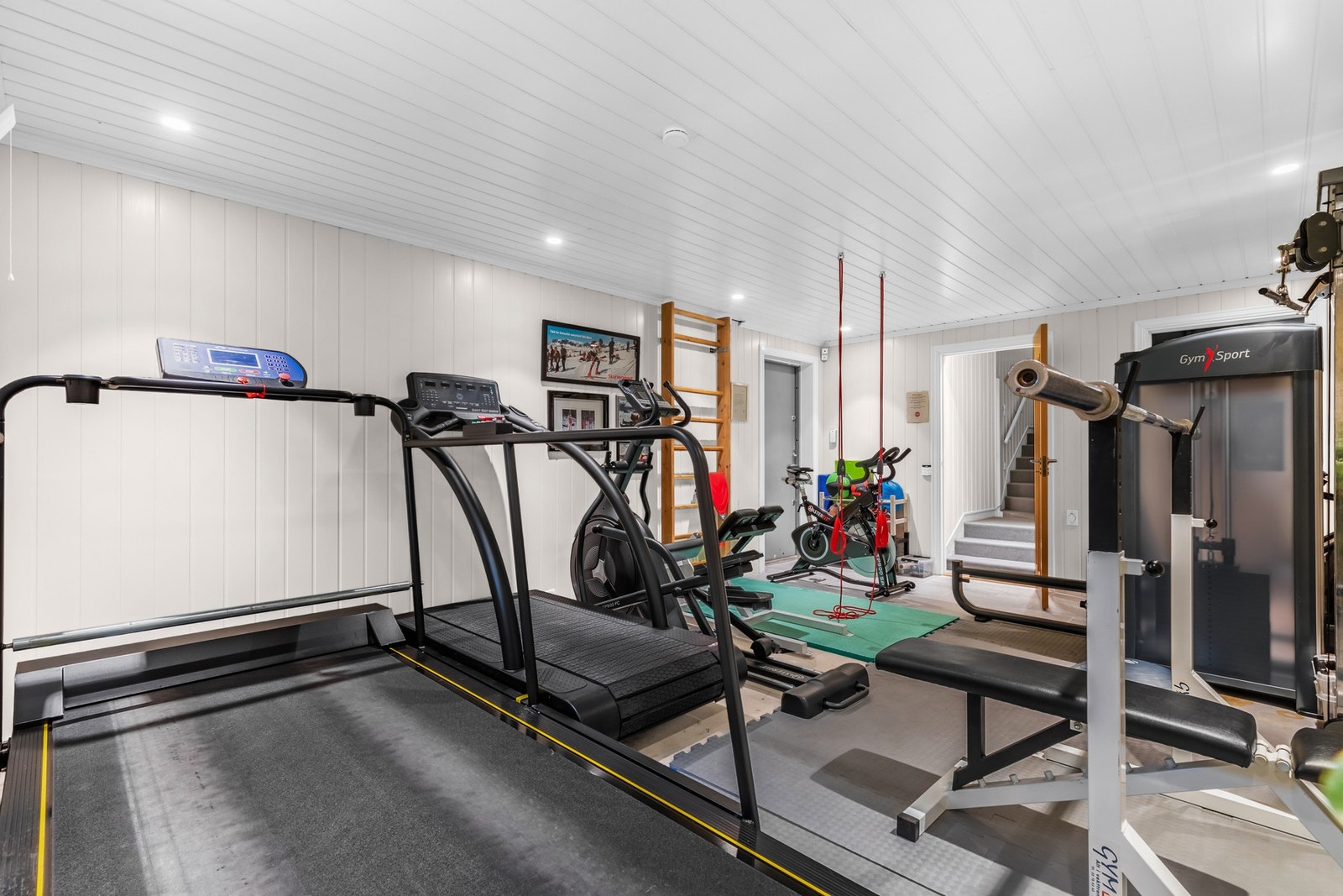 Trimrommet i underetasjen er klargjort for fremtidig bygging av et våtrom Galleribilde