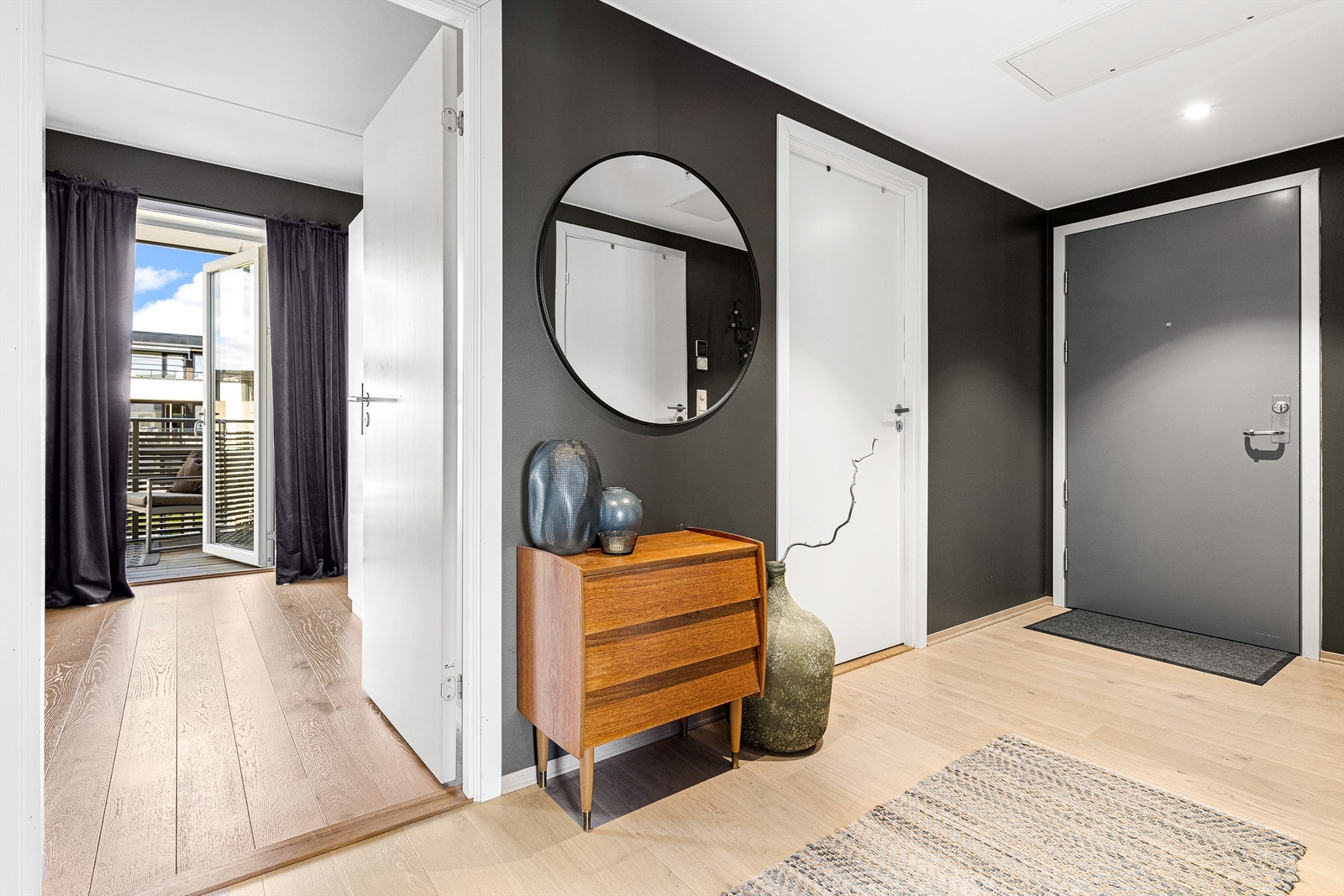 Entré med dørcallinganlegg Galleribilde