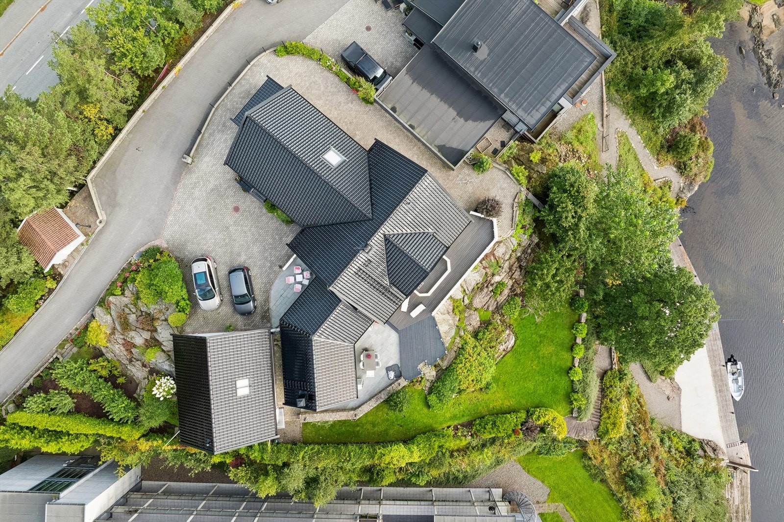 Unik og sjelden mulighet for en innholdsrik bolig med en fantastisk beliggenhet Galleribilde