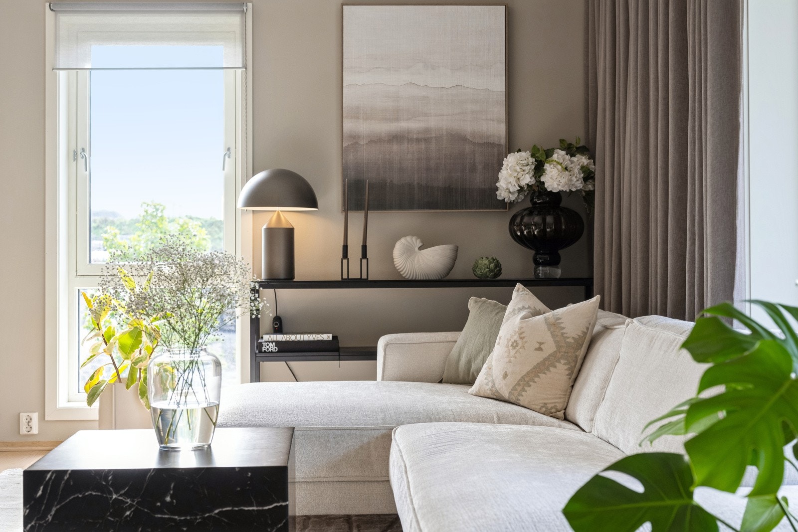 Lekker og innbydende 2-roms hjørneleilighet med flotte, innvendige lysforhold Galleribilde