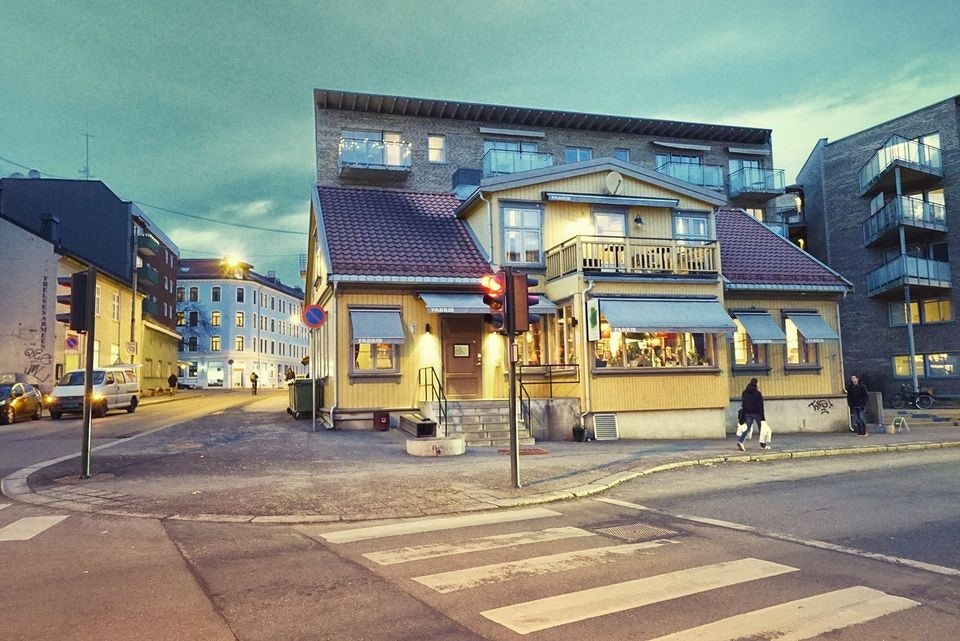 Sagene lunsjbar er også like ved Galleribilde