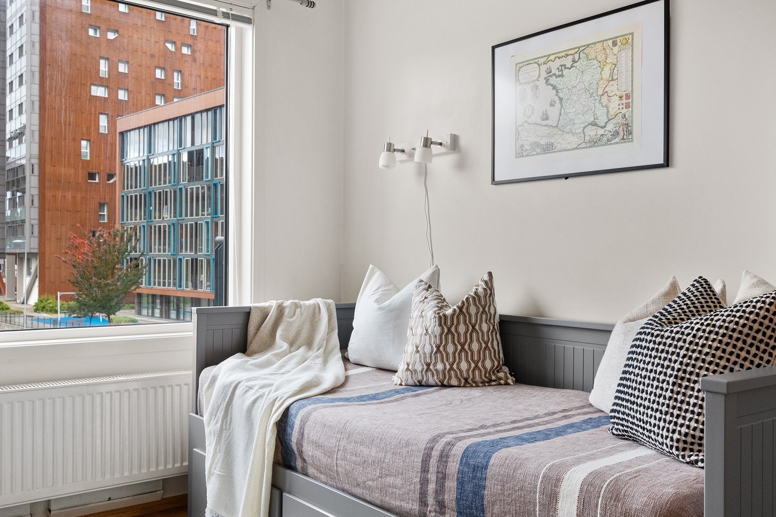Leiligheten måler 19m2, og er et perfekt førstegangskjøp for deg som heller vil eie enn å leie! Galleribilde