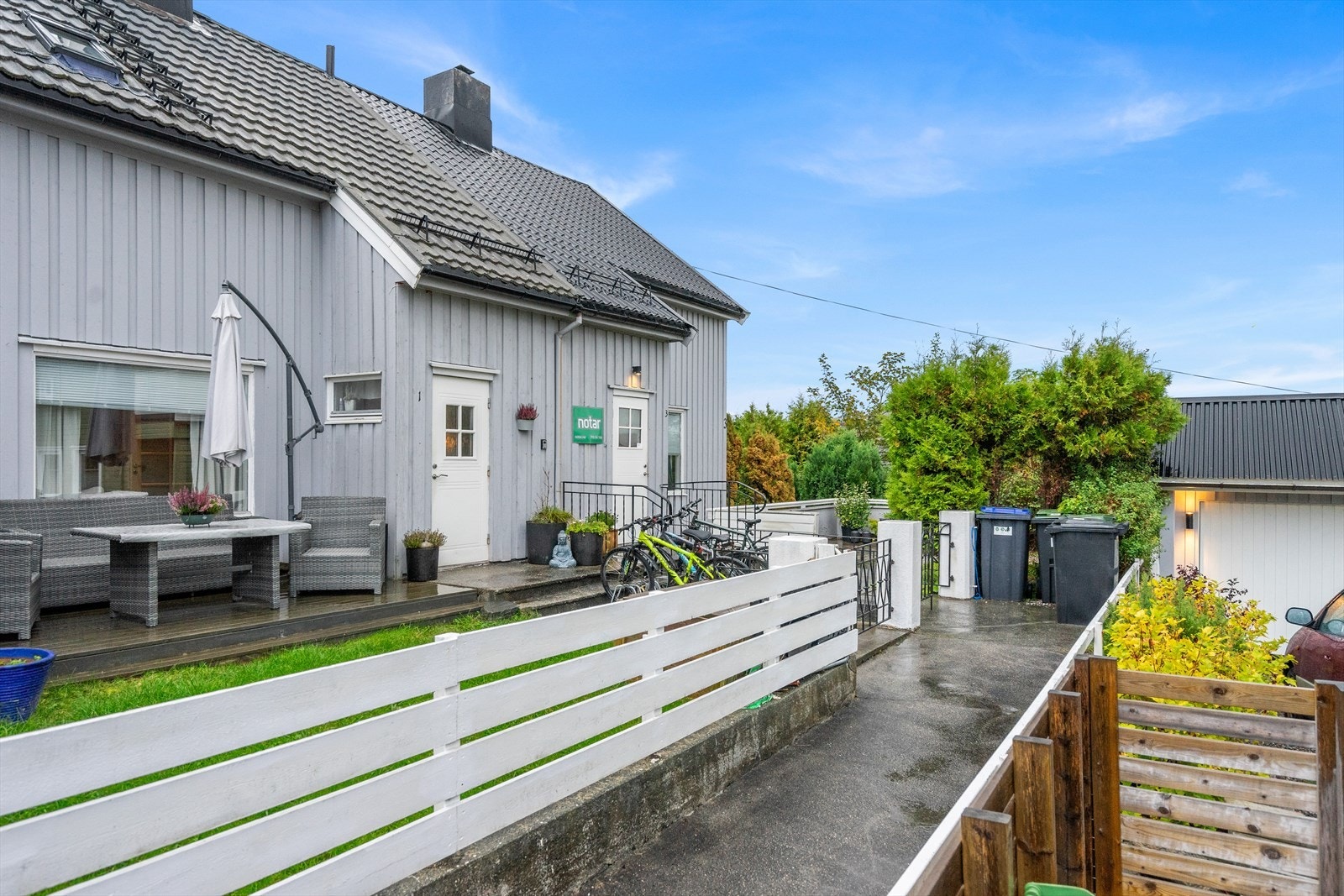 Din lokale eiendomsmegler Fredrik Rindahl v/ Notar har gleden av å presentere denne innholdsrike eiendommen i Dalvikveien 3! Galleribilde