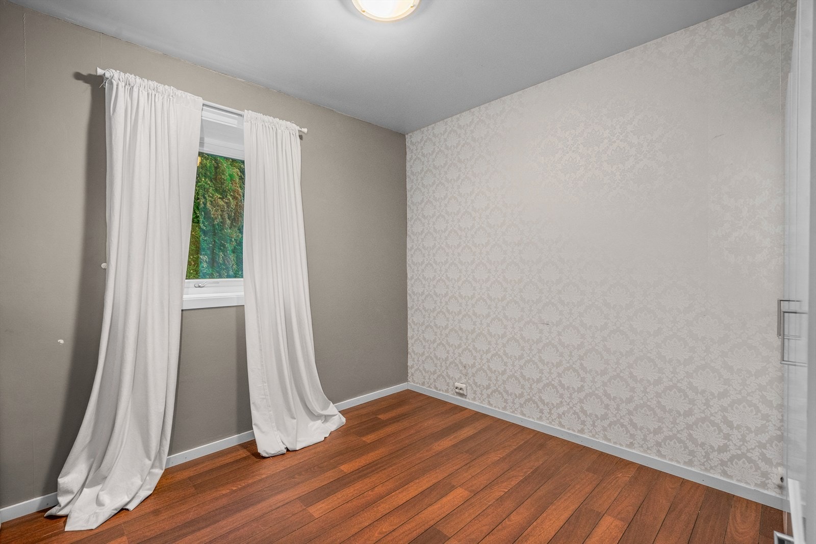 Soverom (utleie) Galleribilde